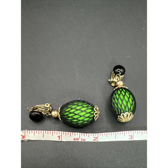 Vintage Made In Japan Clip On Earrings - Neon Green With Black Netting - Picture 7 of 9